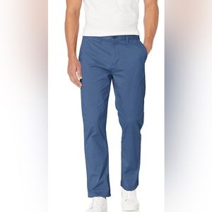 Tommy Hilfiger Men's Comfort Stretch Cotton Chino Pants in Bayhead Blue 36X32